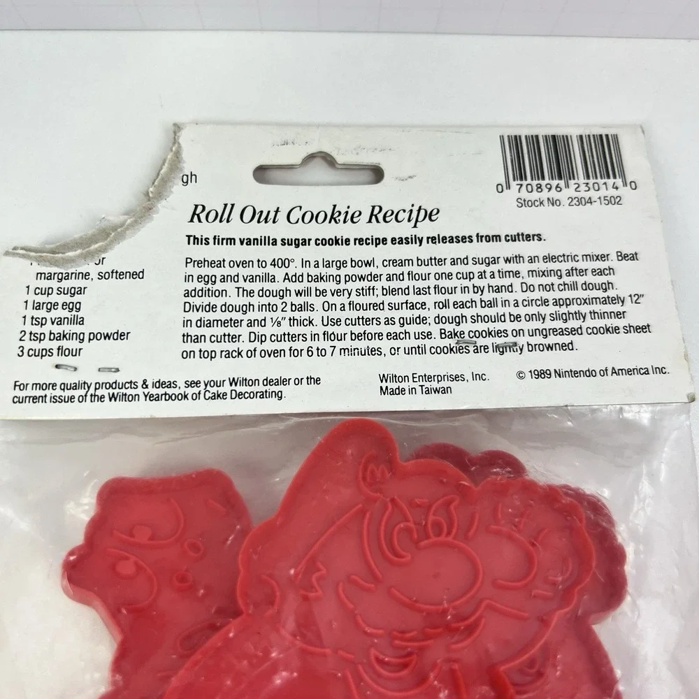 Vintage Wilton‎ Super Mario Bros Cookie Cutters Nintendo Luigi Koopa Spiny 1989